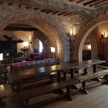 Podere Tresa Casa de Férias *